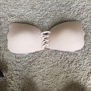 Sticky bra